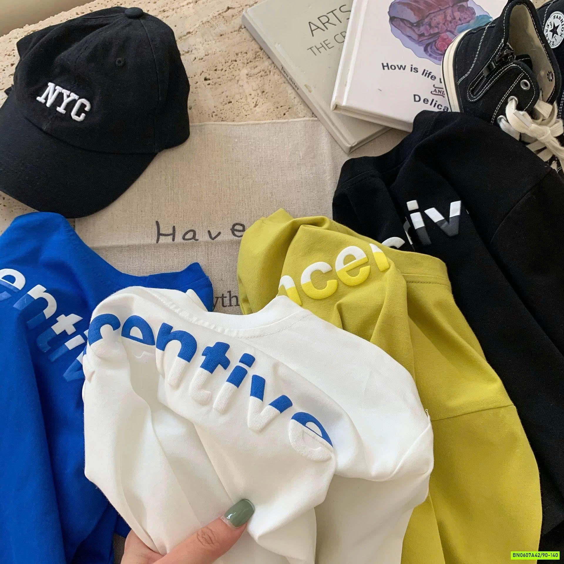 ÁO THUN DÀI TAY CHỮ NỔI