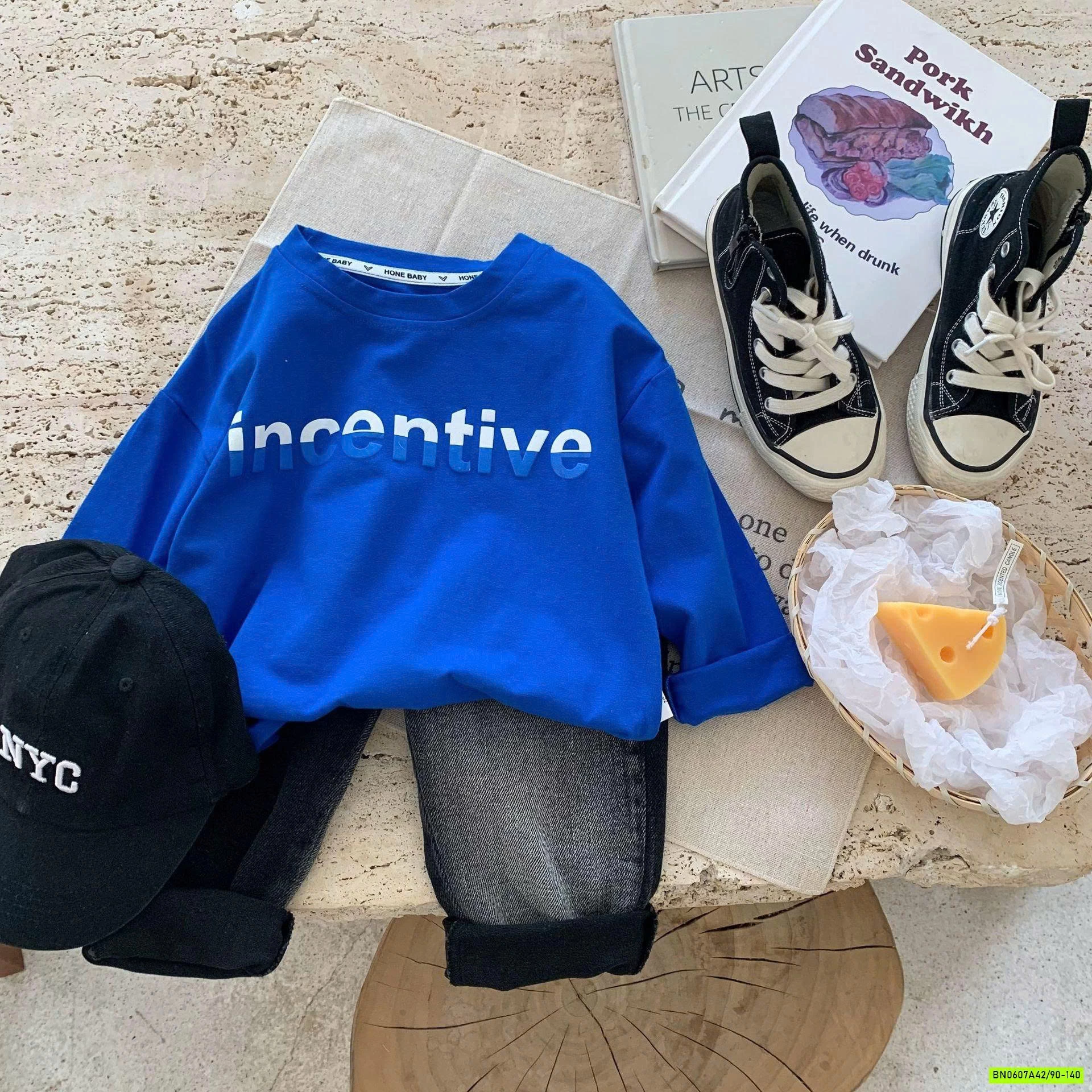 ÁO THUN DÀI TAY CHỮ NỔI