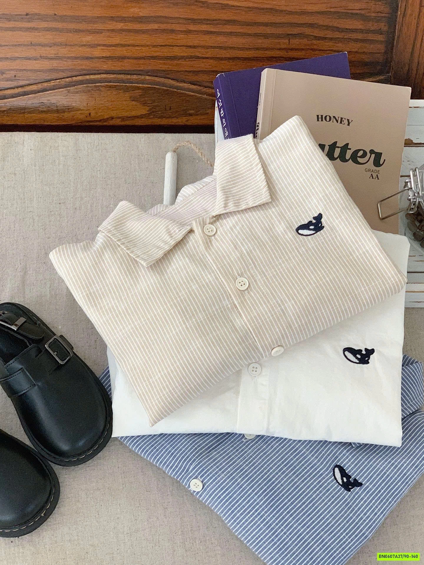 SƠ MI CỔ ĐỨC LOGO VÁ VOI