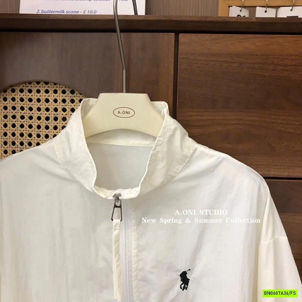 SÉT KHOÁC GIÓ+SHORT NỮ