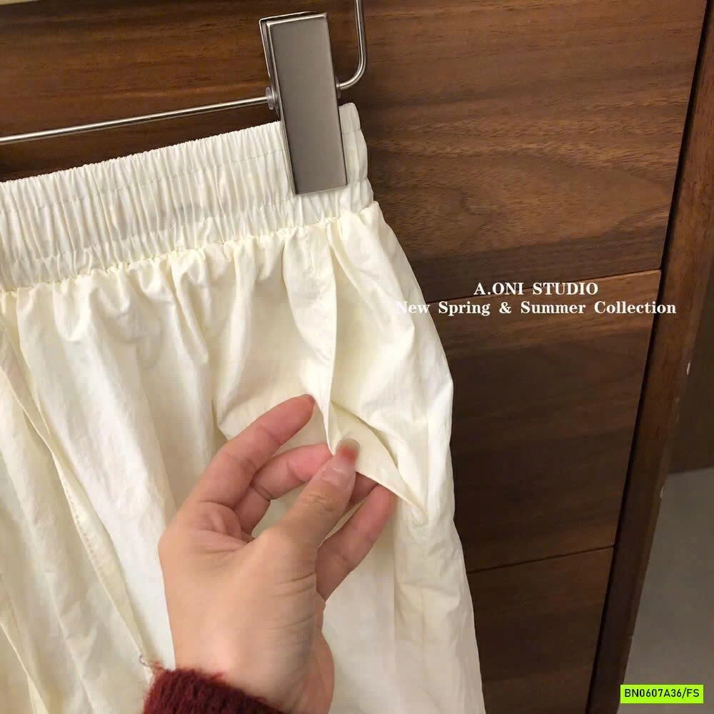 SÉT KHOÁC GIÓ+SHORT NỮ