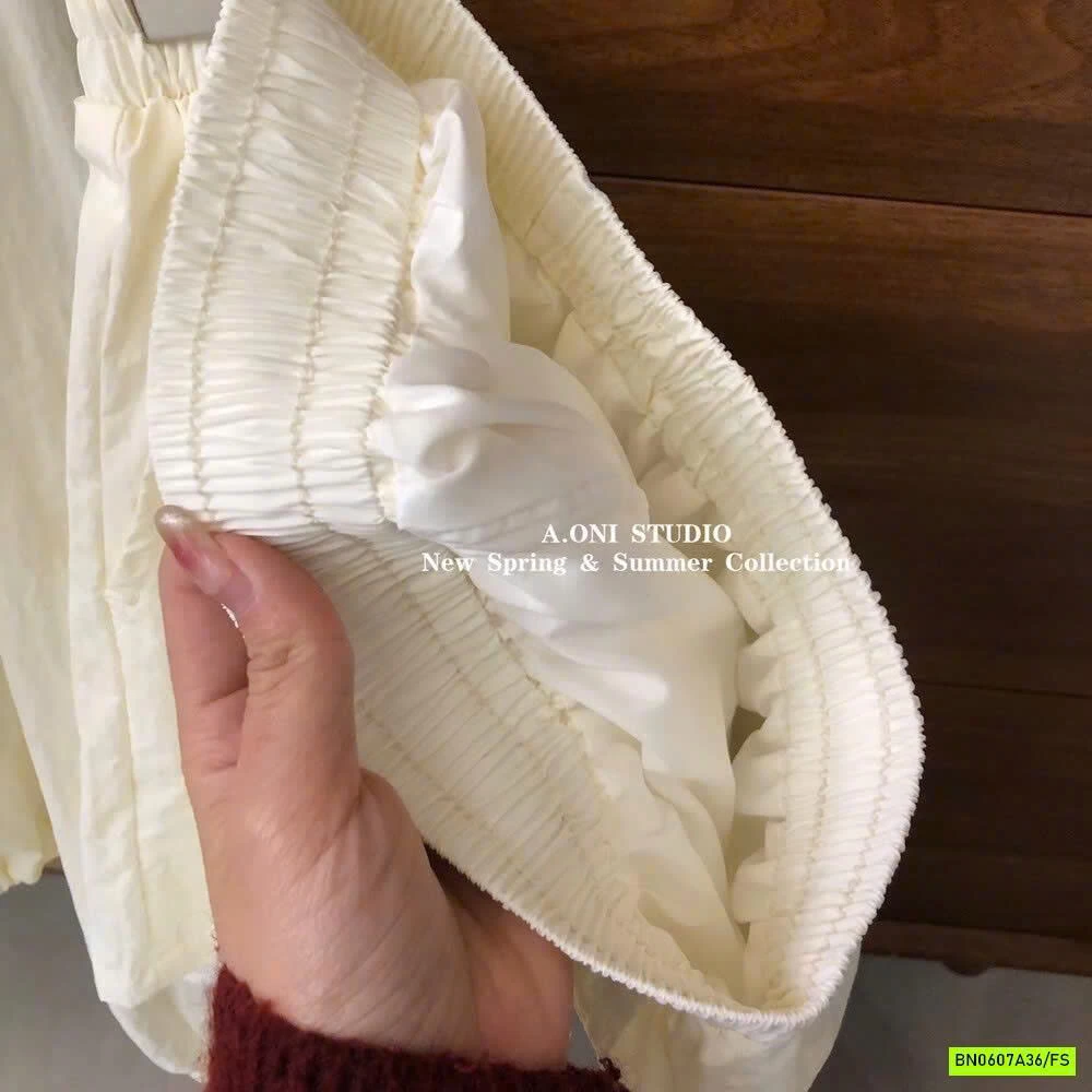 SÉT KHOÁC GIÓ+SHORT NỮ