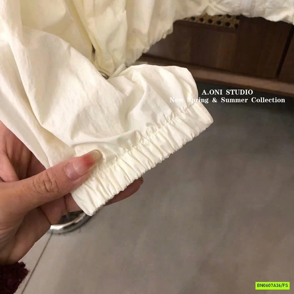 SÉT KHOÁC GIÓ+SHORT NỮ