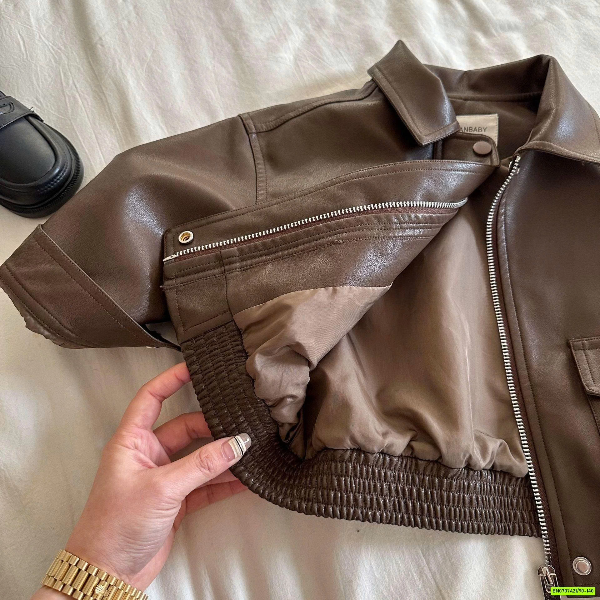 KHOÁC DA NÂU CỔ BẺ MMY