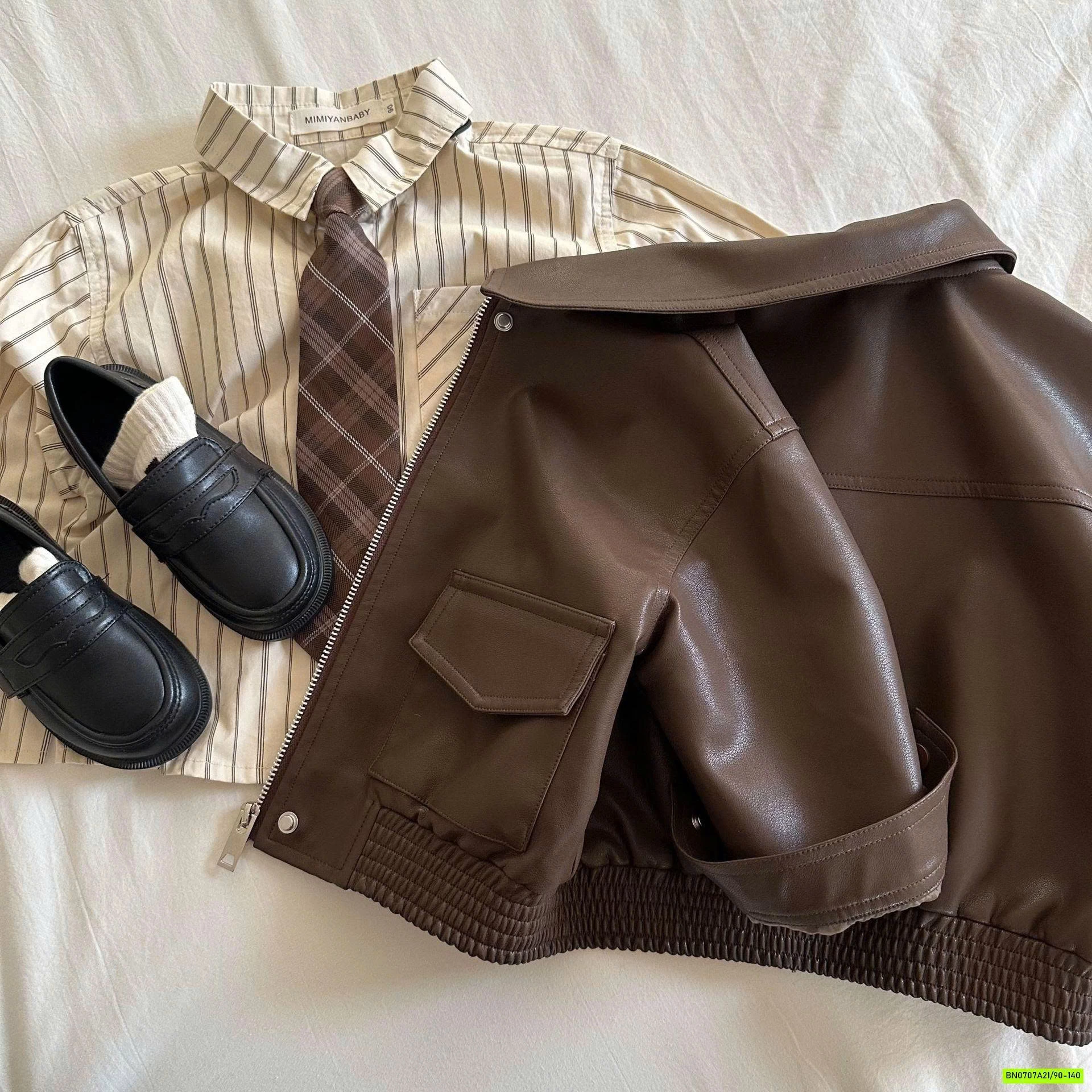 KHOÁC DA NÂU CỔ BẺ MMY