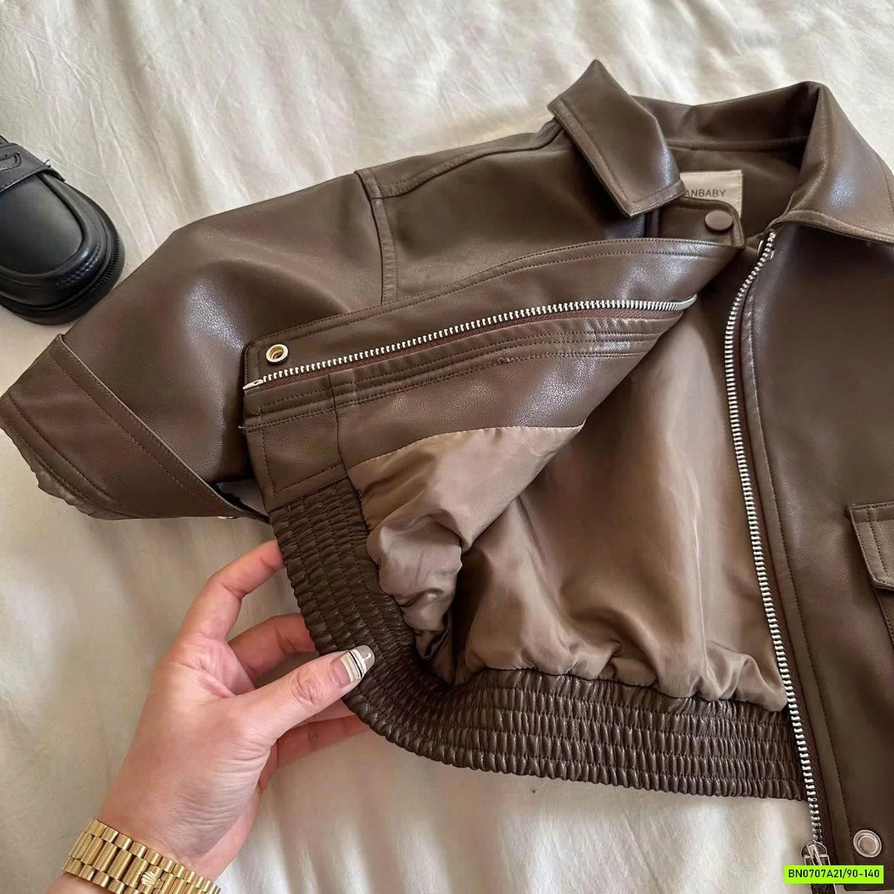 KHOÁC DA NÂU CỔ BẺ MMY