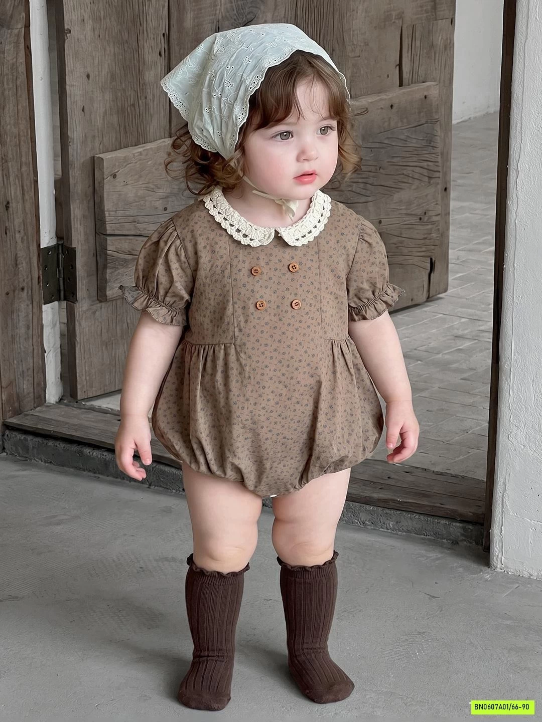 ROMPER THÔ MỀM VINTAGE CỔ SEN