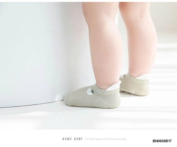 SÉT 3 đôi TẤT CHỐNG TRƯỢT ĐẾ CHỮ