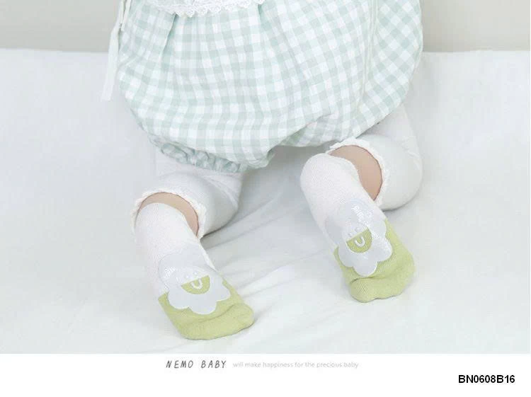 SÉT 5 Đ TẤT CHỐNG TRƯỢT ĐẾ HOA 2 MÀU