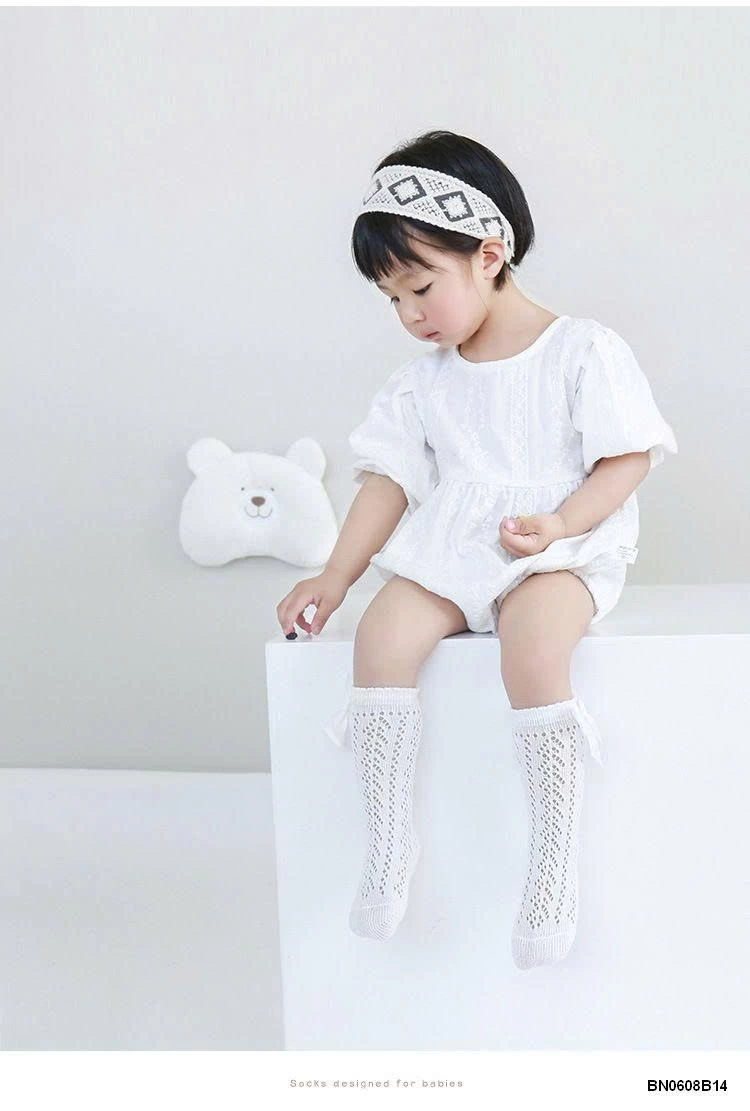 TẤT NƠ CÔNG CHÚA CHO BÉ