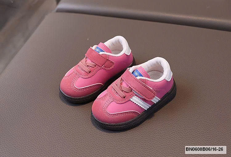 GIÀY THỂ THAO 2 VẠCH SZ NHÍ