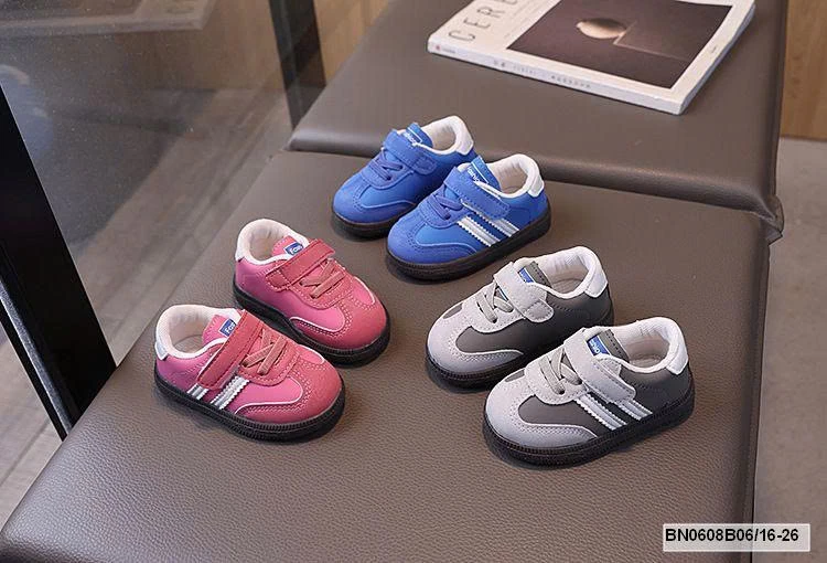 GIÀY THỂ THAO 2 VẠCH SZ NHÍ