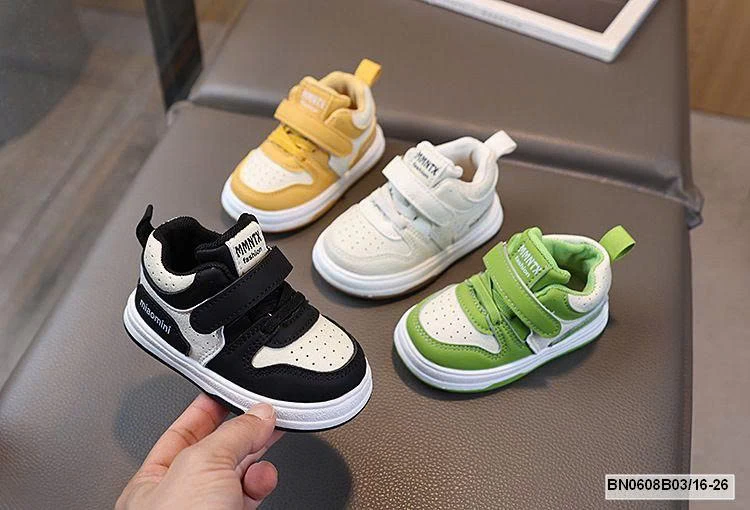 GIÀY THỂ THAO QUAI DÁN SZ NHÍ