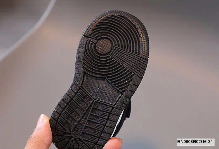 GIÀY THỂ THAO CHO BÉ