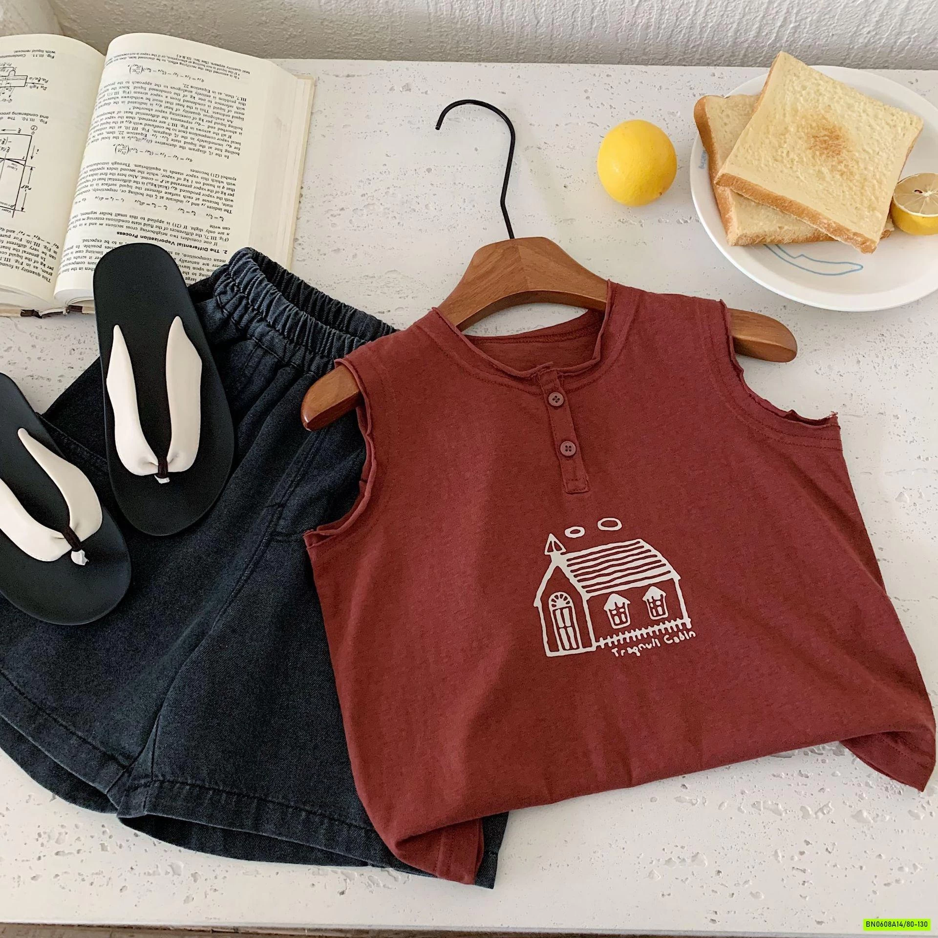 ÁO SÁT NÁCH IN HÌNH NGÔI NHÀ