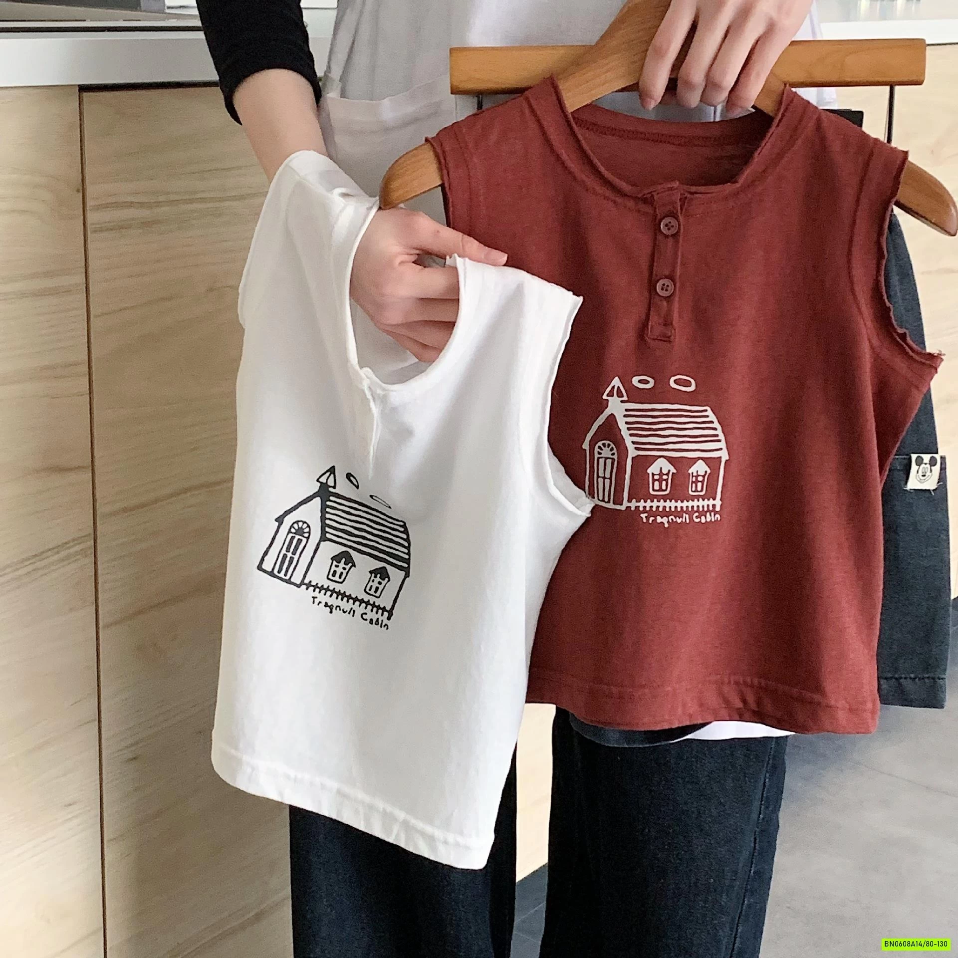 ÁO SÁT NÁCH IN HÌNH NGÔI NHÀ