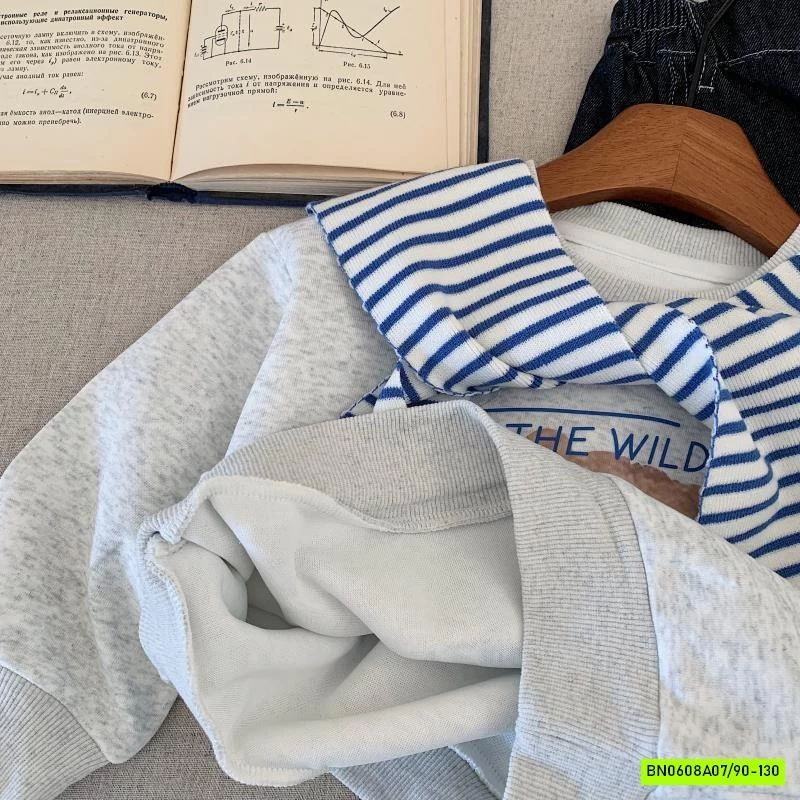 ÁO NỈ GẤU KÈM KHĂN CHOÀNG