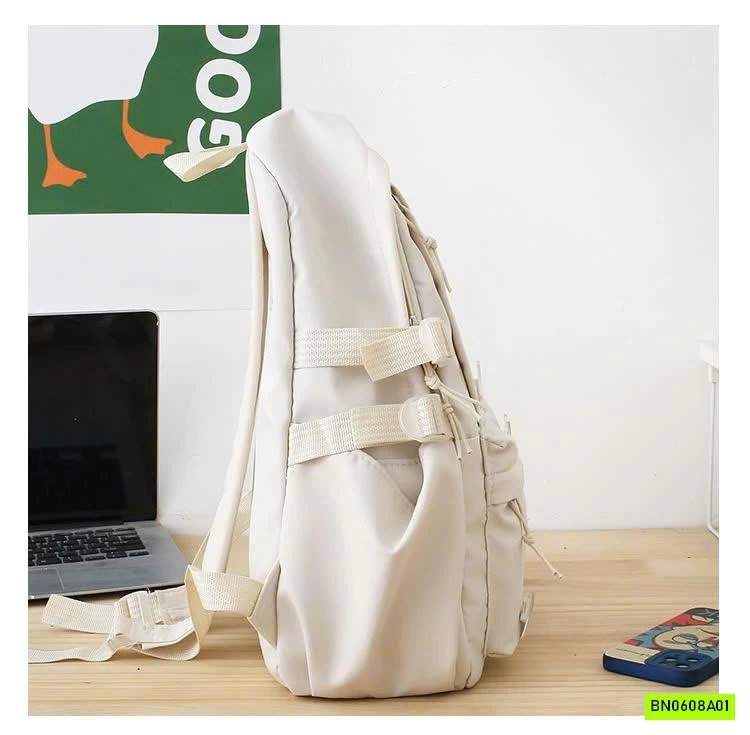 BALO KÈM MÓC GẤU VÀ HUY HIỆU