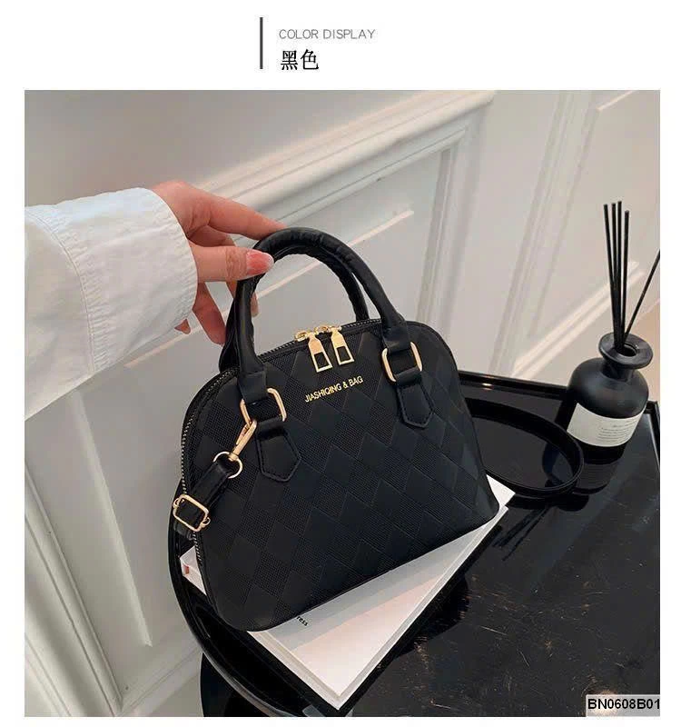 TÚI XÁCH HẾN THỜI TRANG NỮ