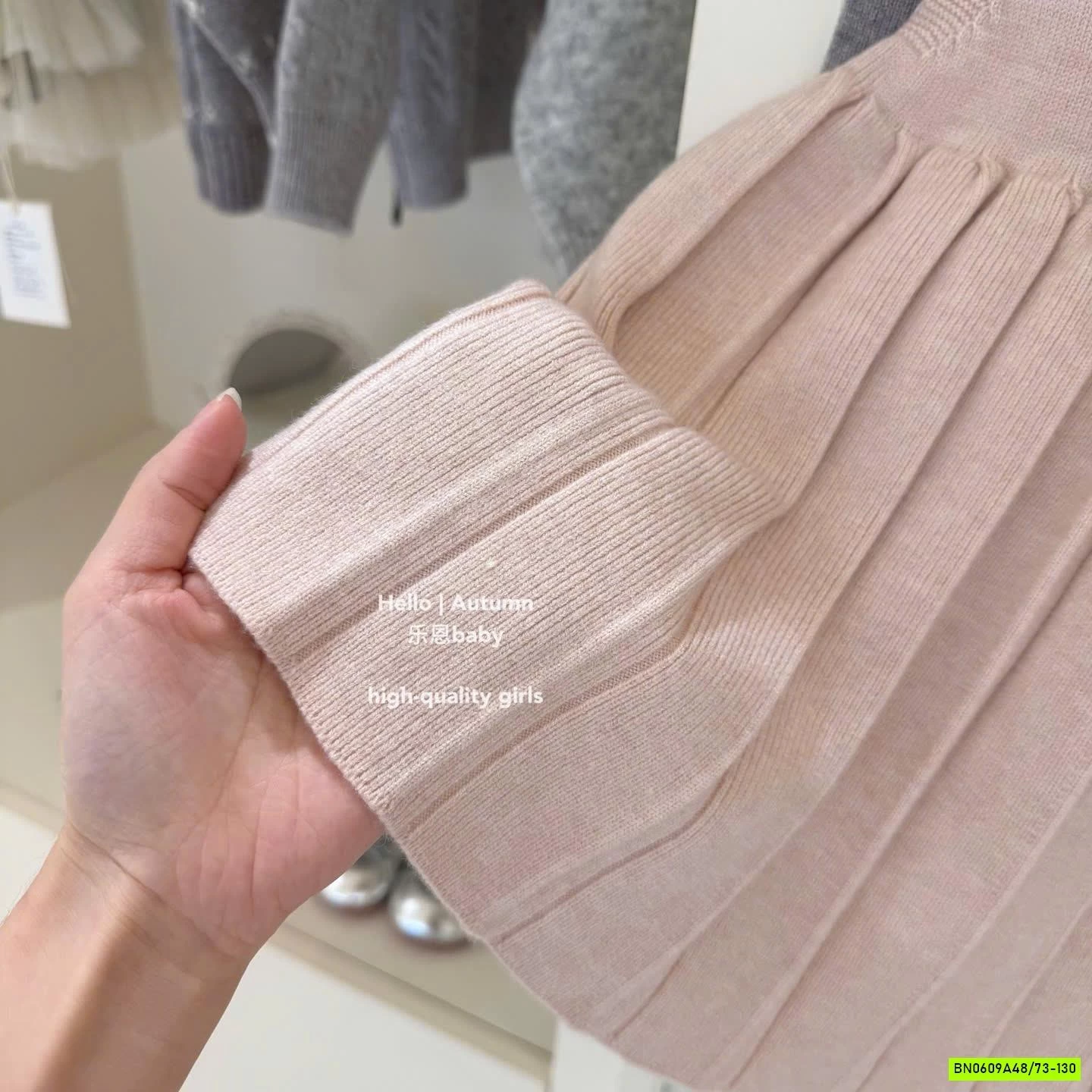 VÁY LEN KITTY XẾP LY