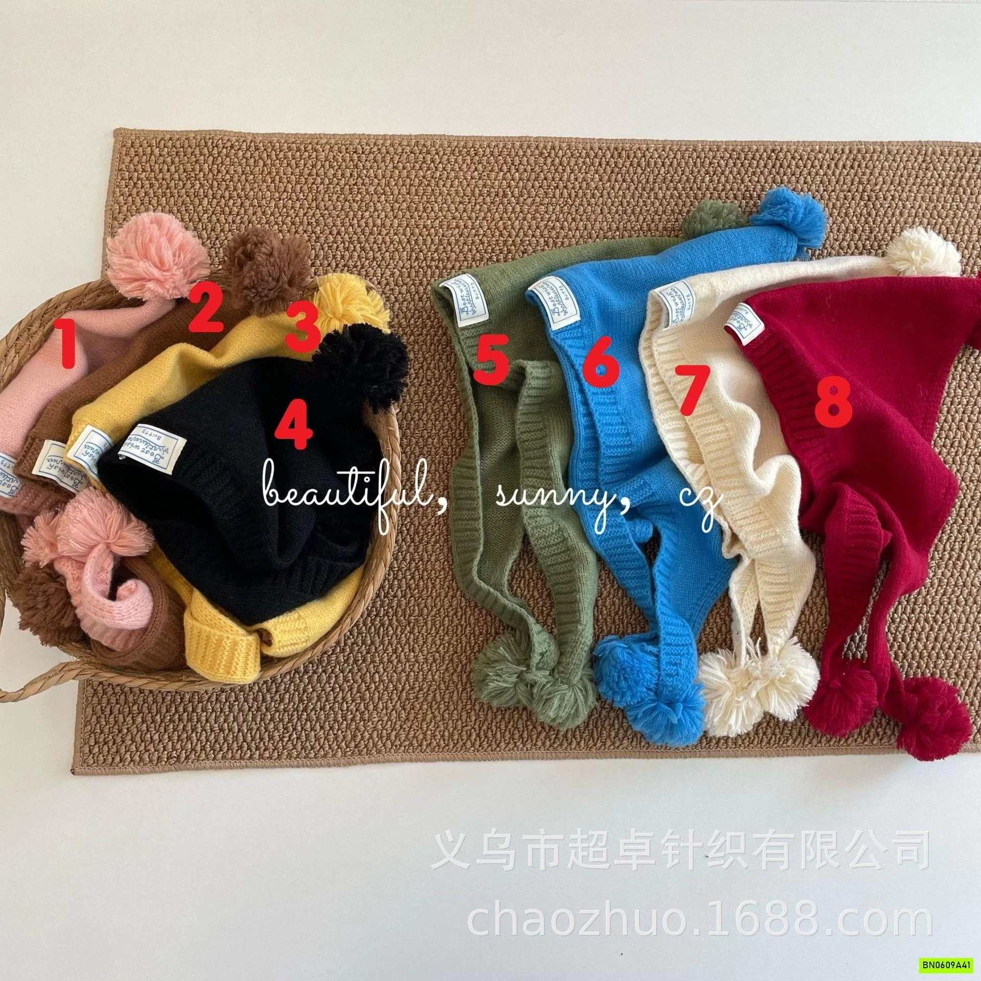 KHĂN CHOÀNG LEN TAM GIÁC ĐA NĂNG