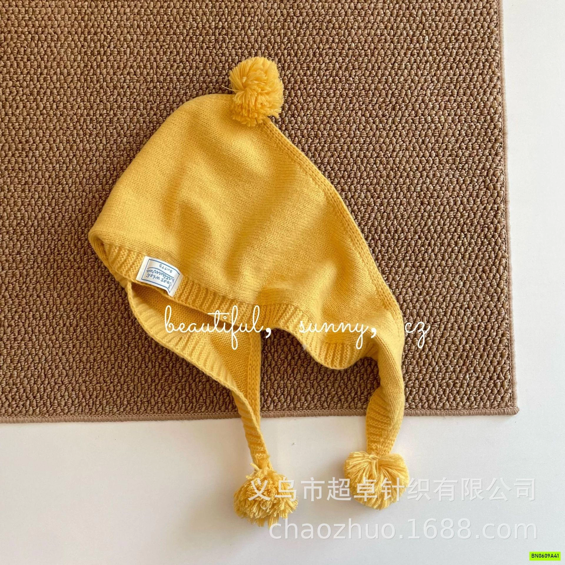 KHĂN CHOÀNG LEN TAM GIÁC ĐA NĂNG