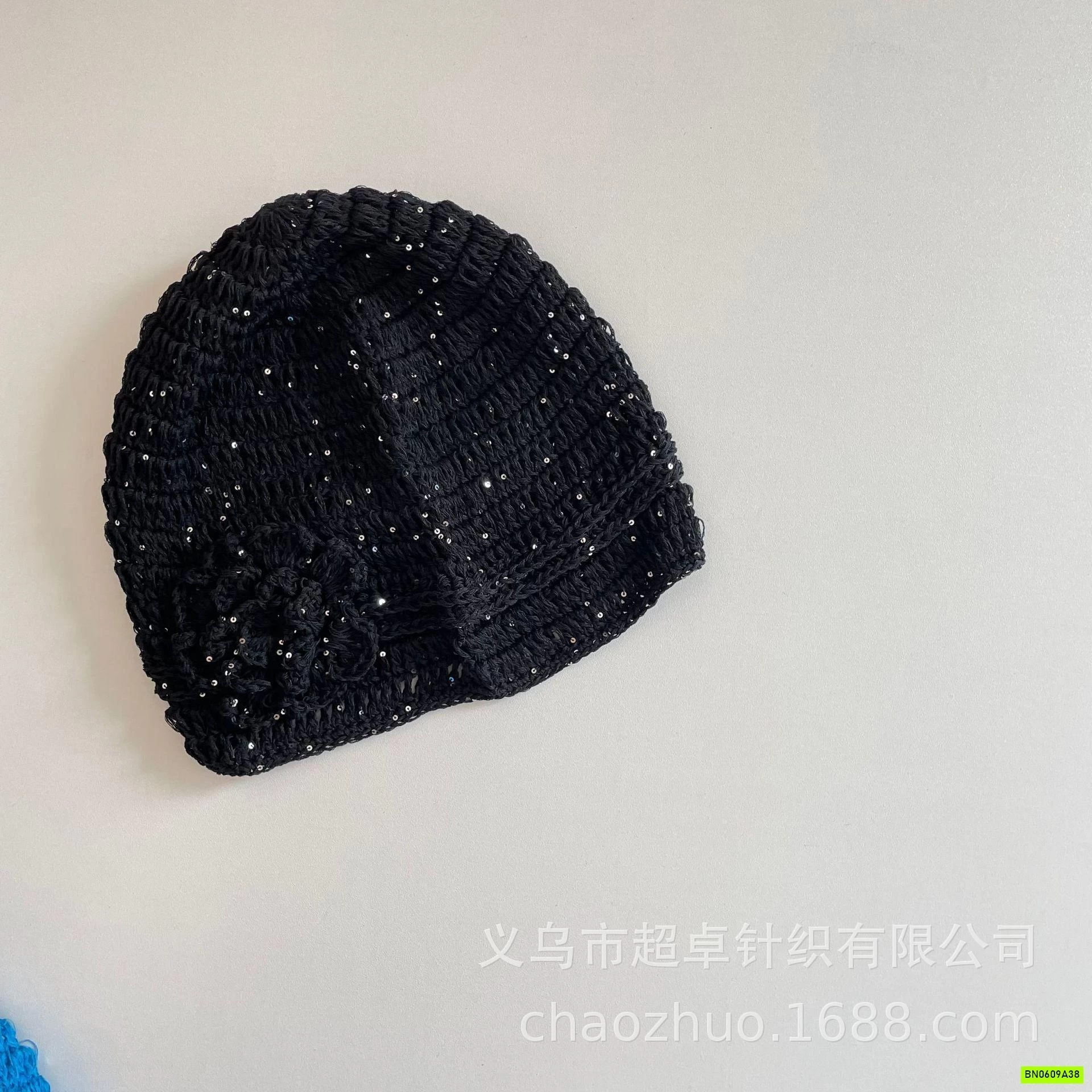 MŨ LEN DỆT GẮN HOA