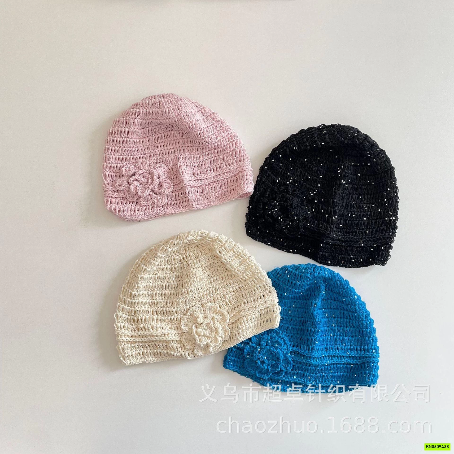 MŨ LEN DỆT GẮN HOA