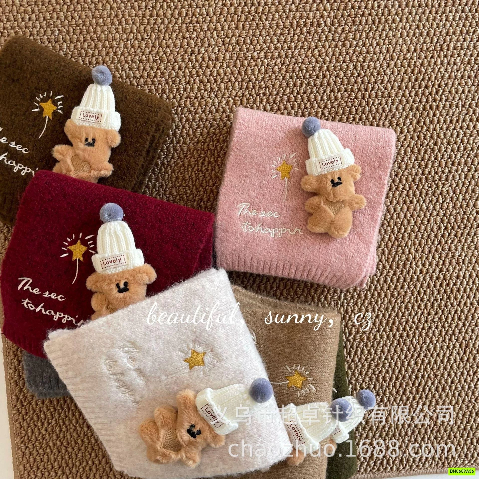 KHĂN LEN GẮN GẤU