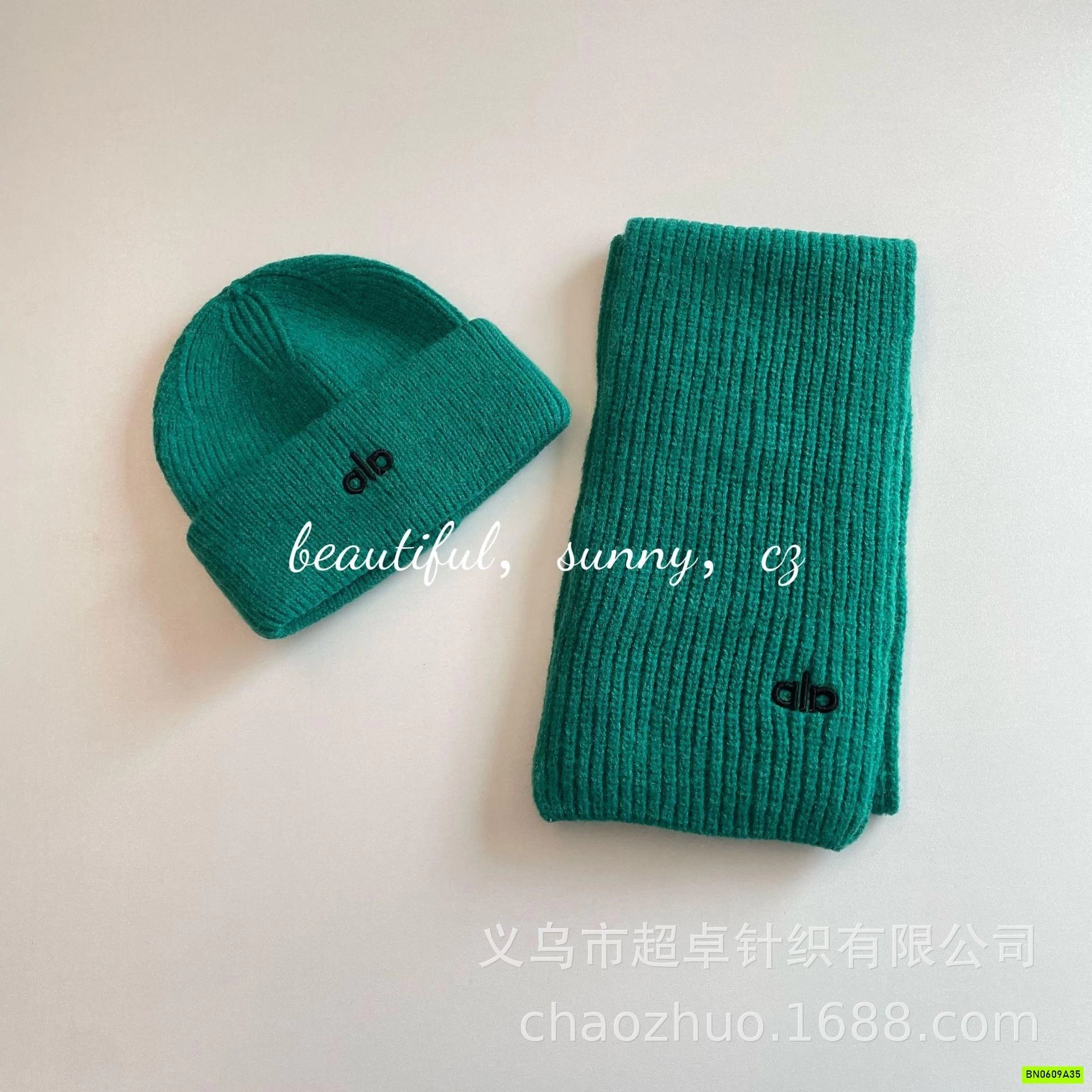 SÉT MŨ + KHĂN LEN THÊU CHỮ ALO