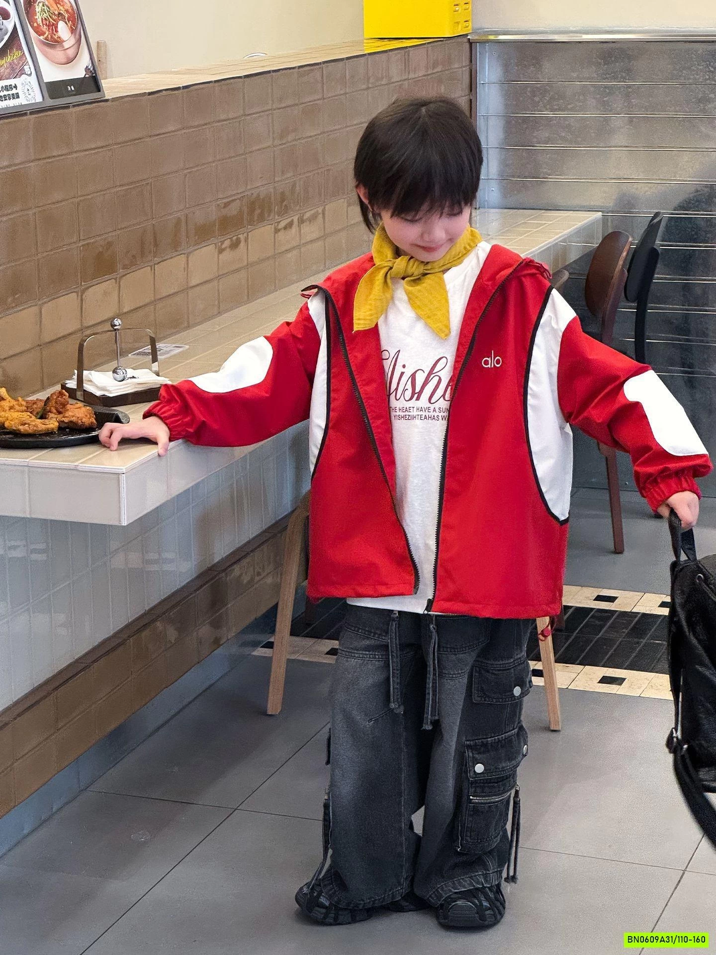 KHOÁC GIÓ PHỐI MÀU ALO