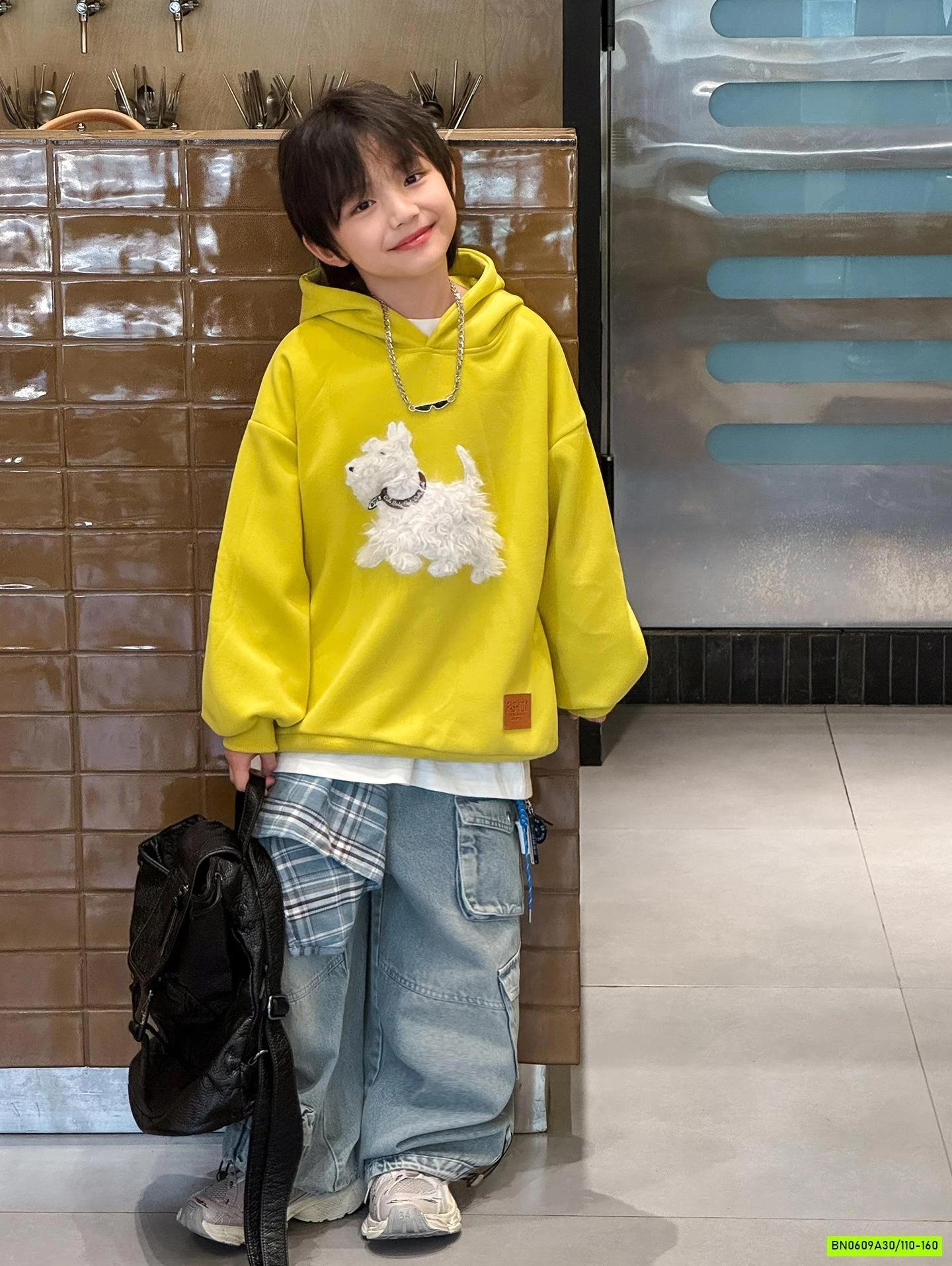 HOODIE NỈ VÀNG GẮN CÚN 3D