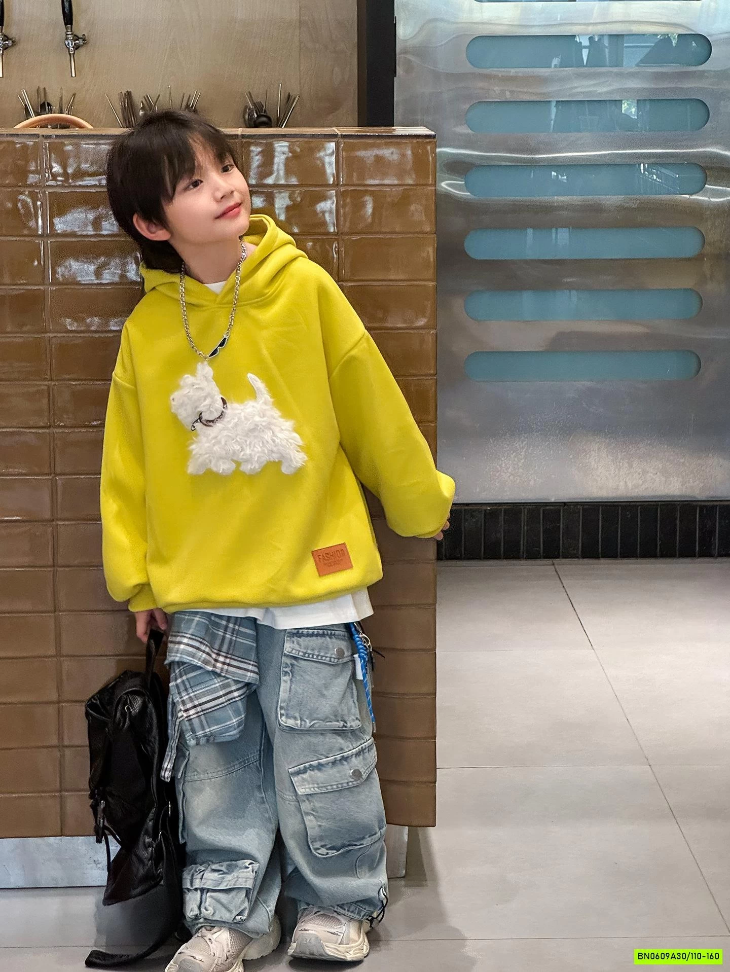 HOODIE NỈ VÀNG GẮN CÚN 3D