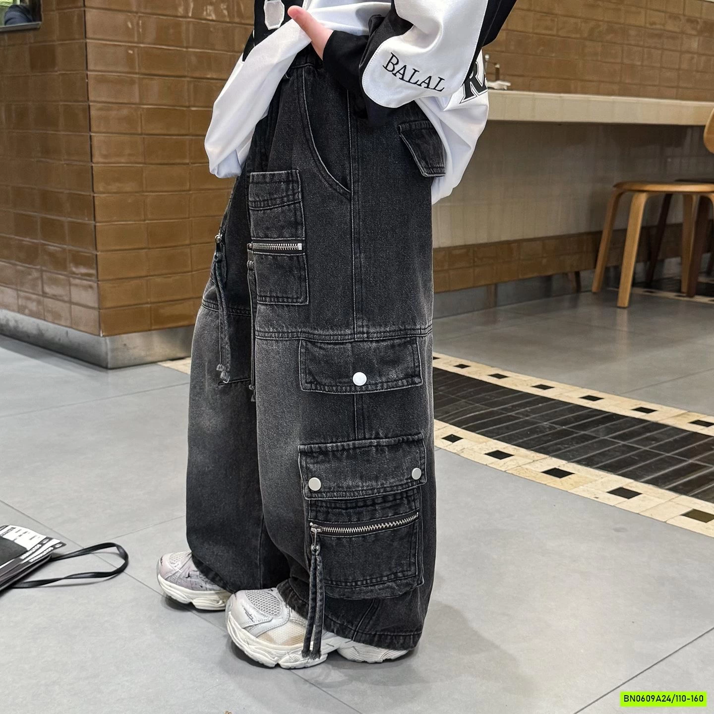 JEANS SUÔNG ĐEN BẠC GỐI TÚI HỘP