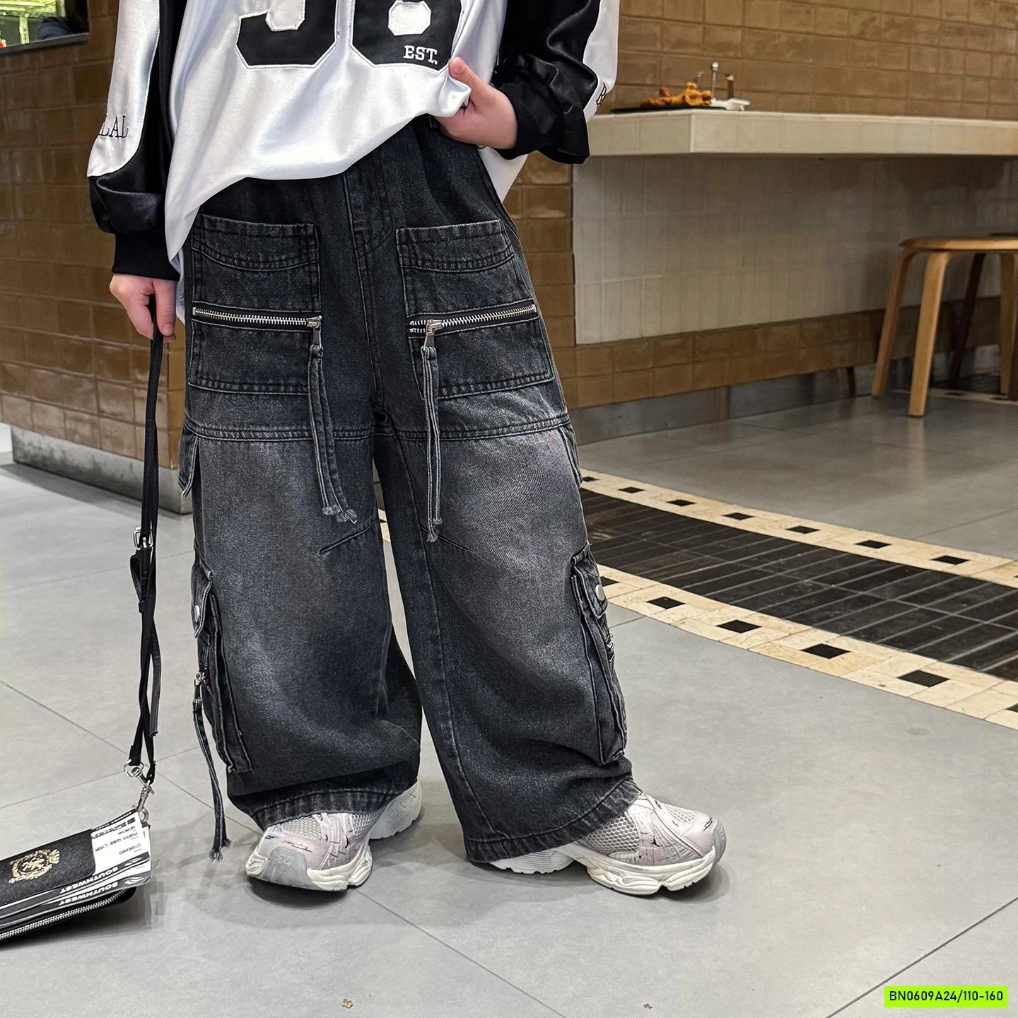 JEANS SUÔNG ĐEN BẠC GỐI TÚI HỘP