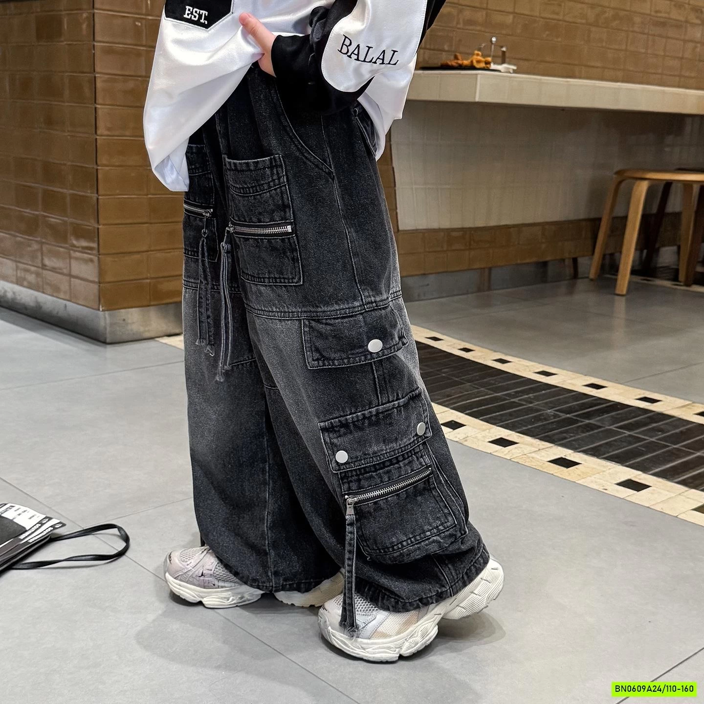 JEANS SUÔNG ĐEN BẠC GỐI TÚI HỘP