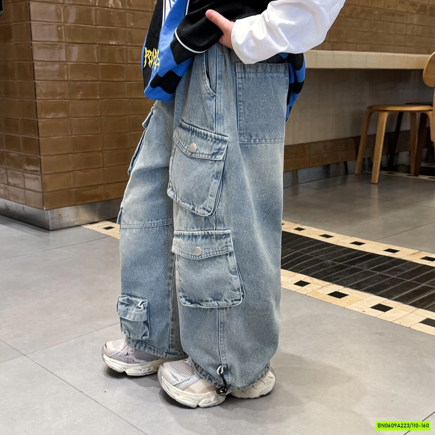 QUẦN JEANS SUÔNG TÚI HỘP CÁ TÍNH