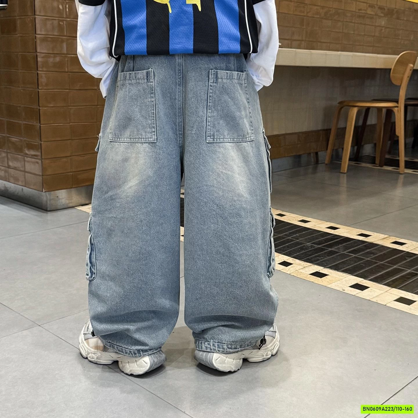 QUẦN JEANS SUÔNG TÚI HỘP CÁ TÍNH