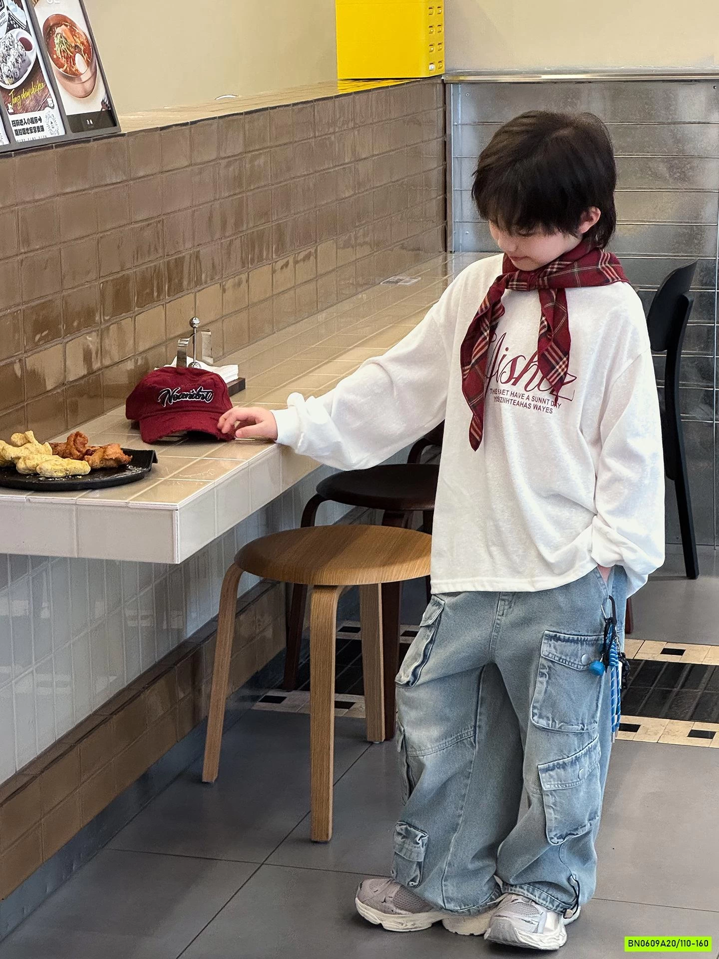 ÁO THUN CỔ TRÒN IN CHỮ