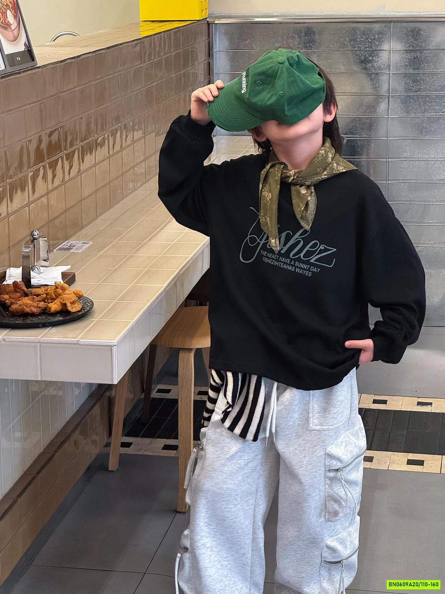 ÁO THUN CỔ TRÒN IN CHỮ