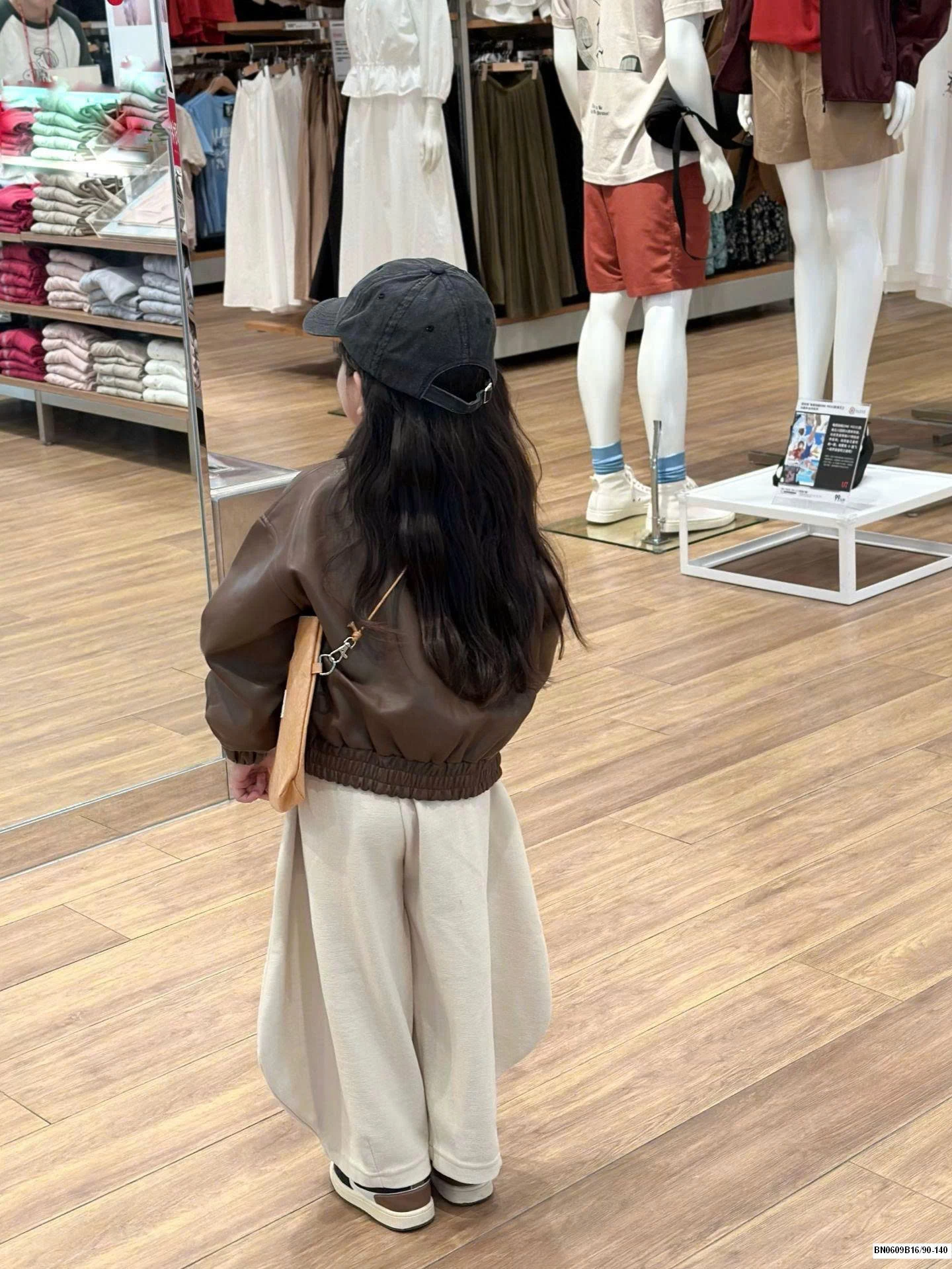 SÉT ÁO KHOÁC DA THÊU KITTY 3CT