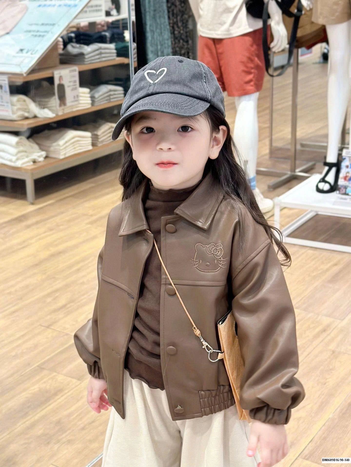 SÉT ÁO KHOÁC DA THÊU KITTY 3CT