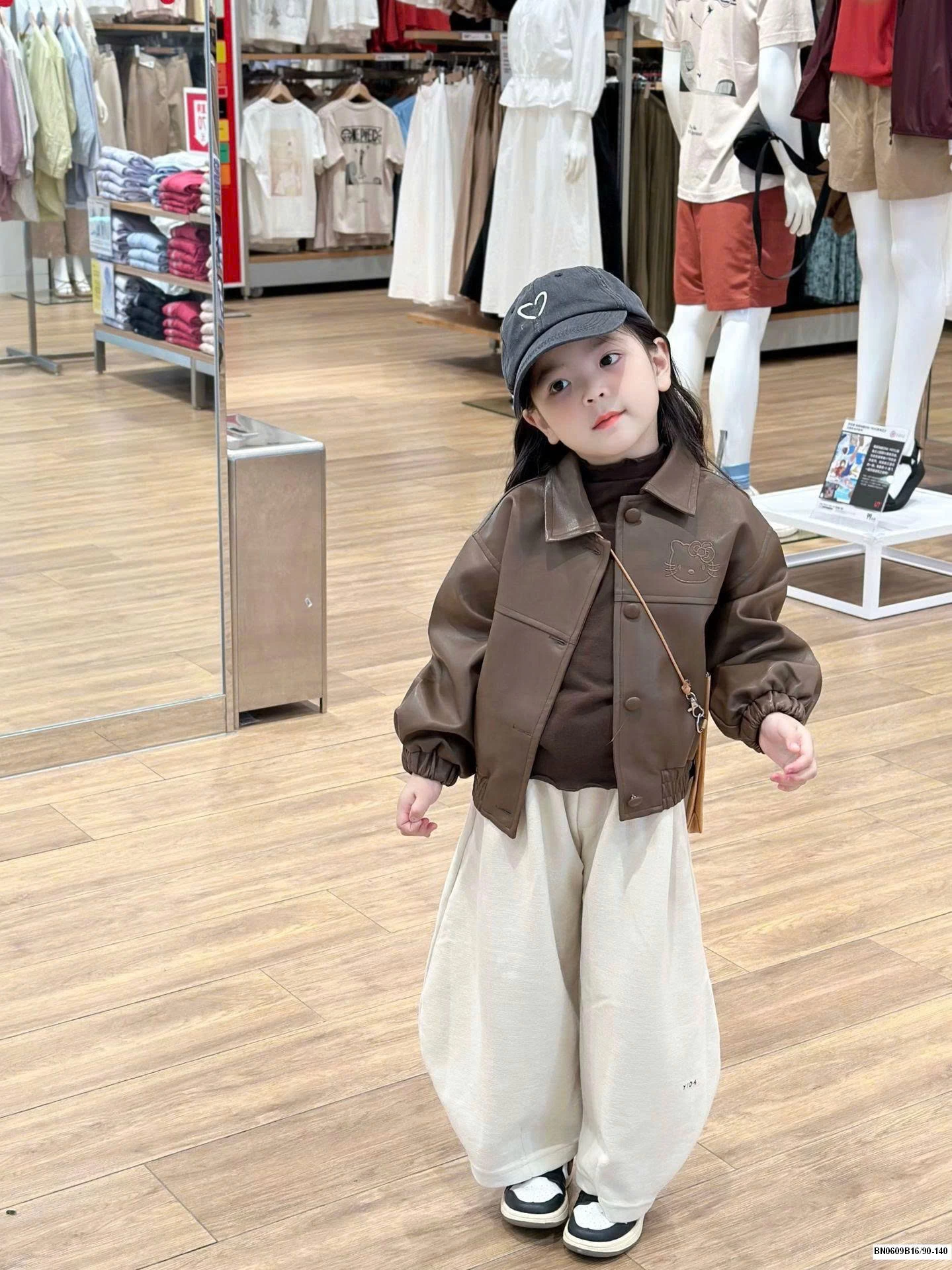 SÉT ÁO KHOÁC DA THÊU KITTY 3CT