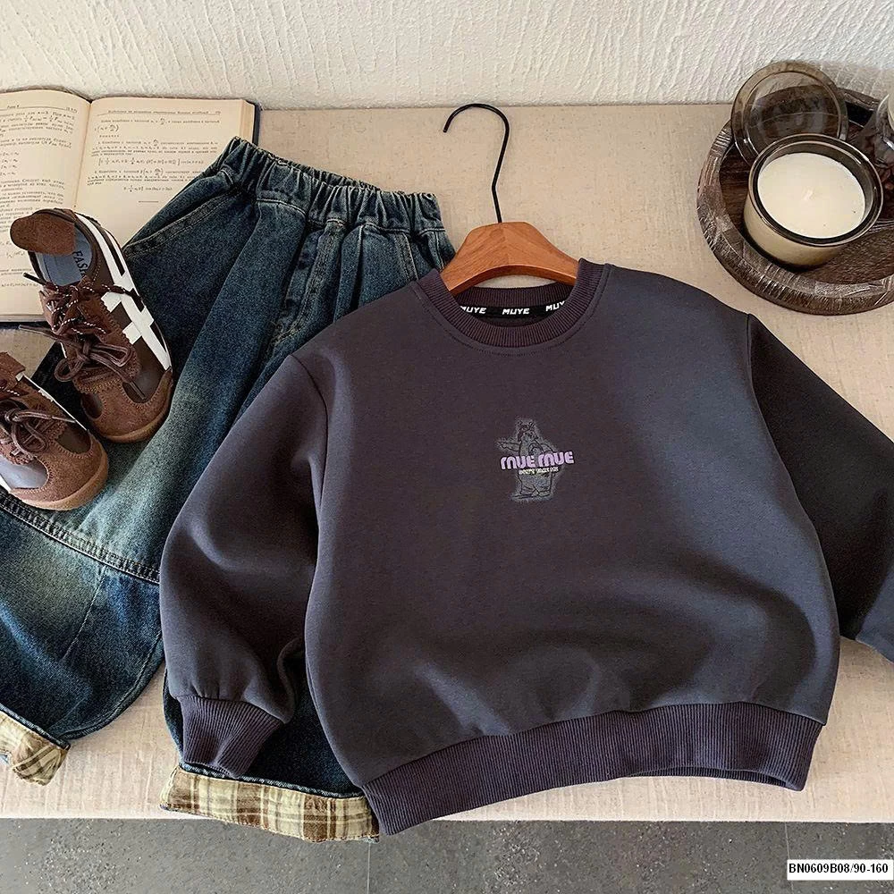 ÁO NỈ CHỮ MUEMUE