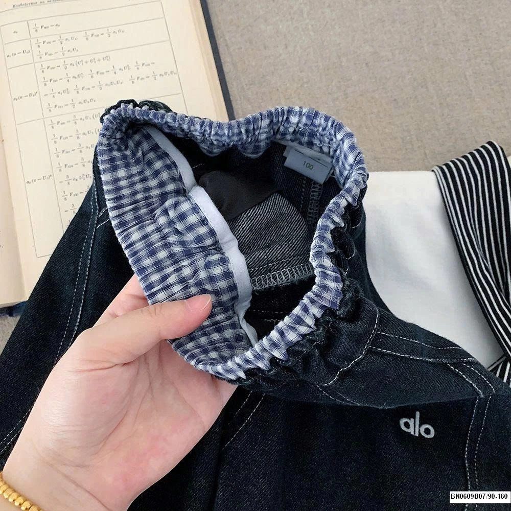 QUẦN JEAN BÓ GẤU CẠP CHUN