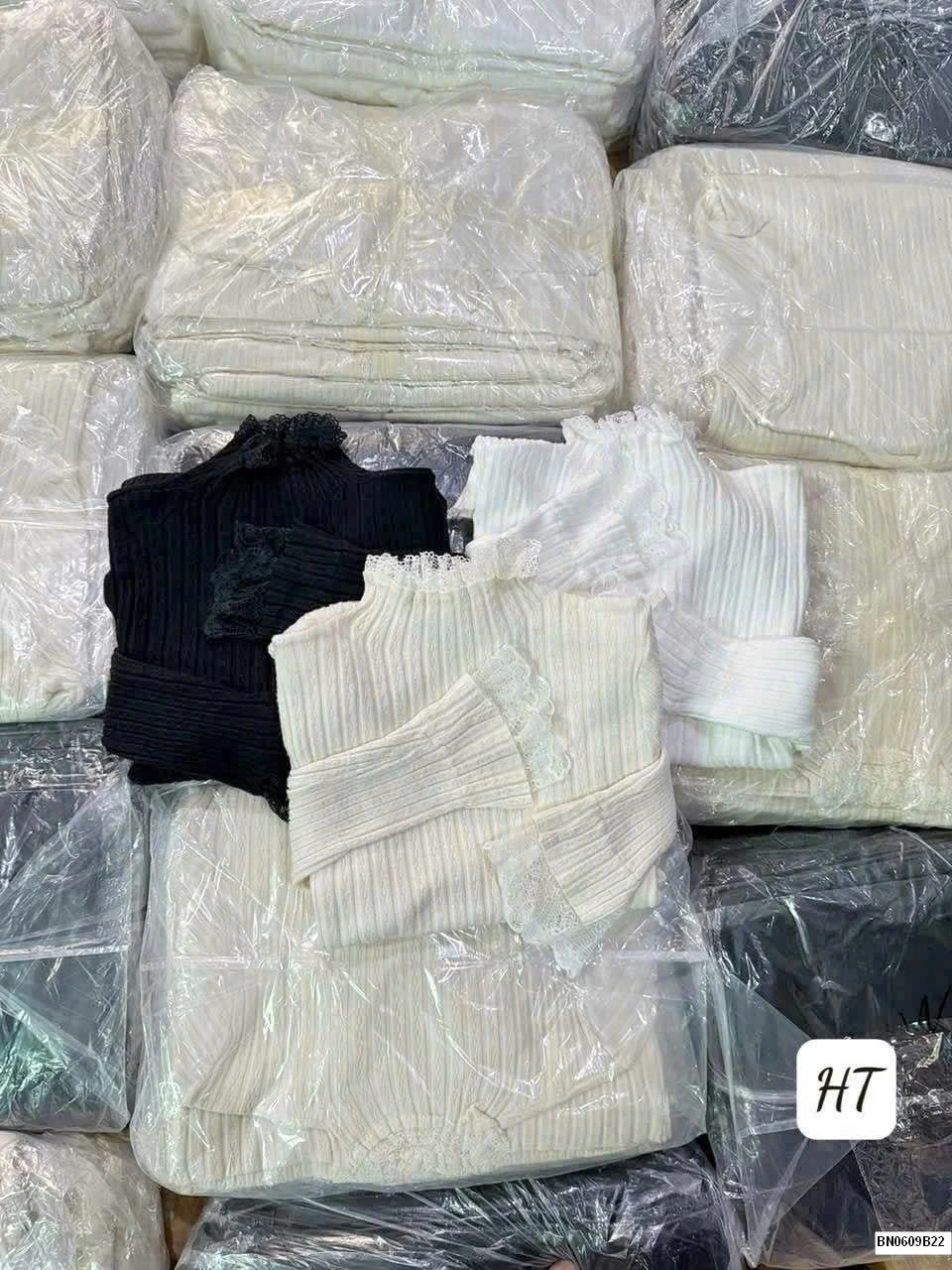 ÁO LEN NỮ MIX REN