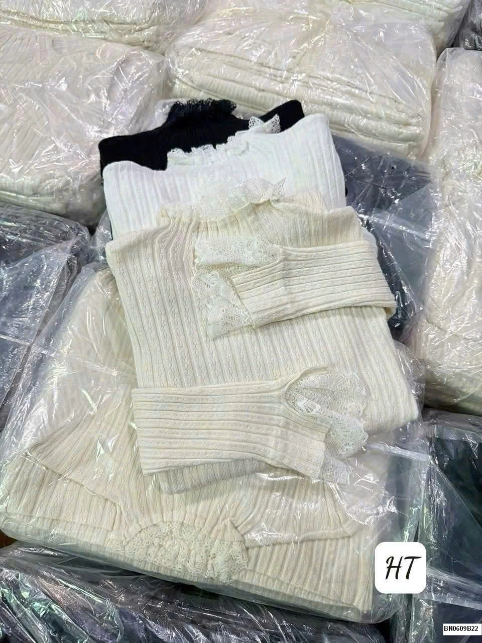 ÁO LEN NỮ MIX REN