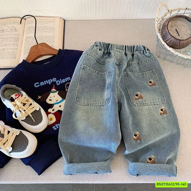 JEANS BAGGY THÊU CÚN