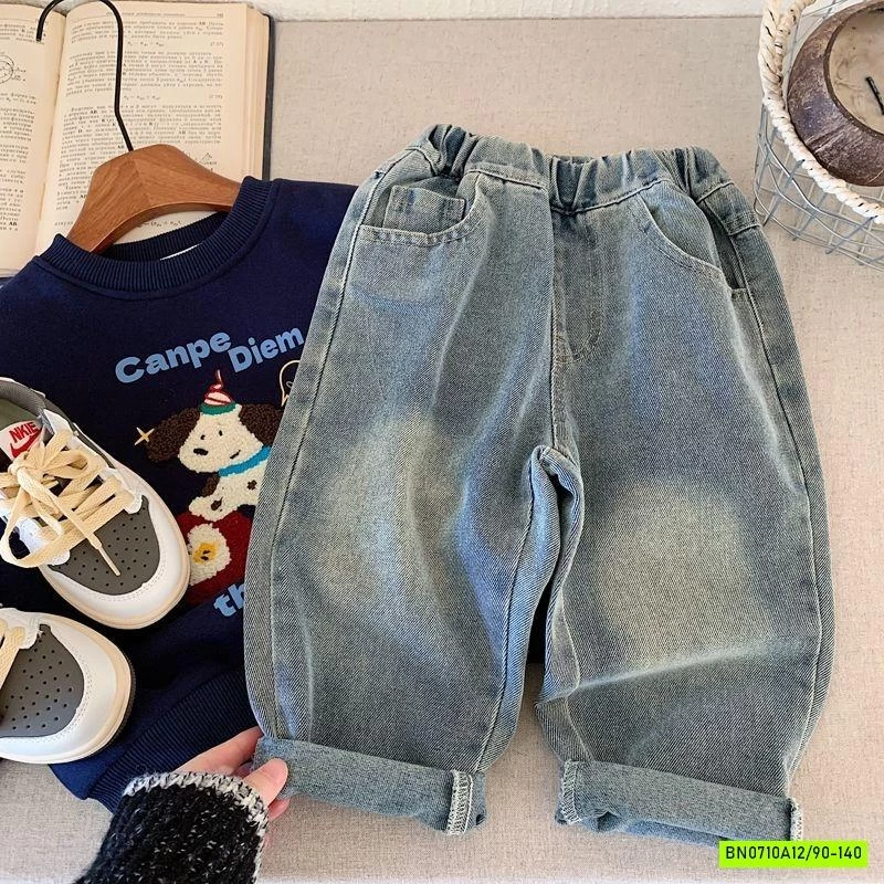 JEANS BAGGY THÊU CÚN