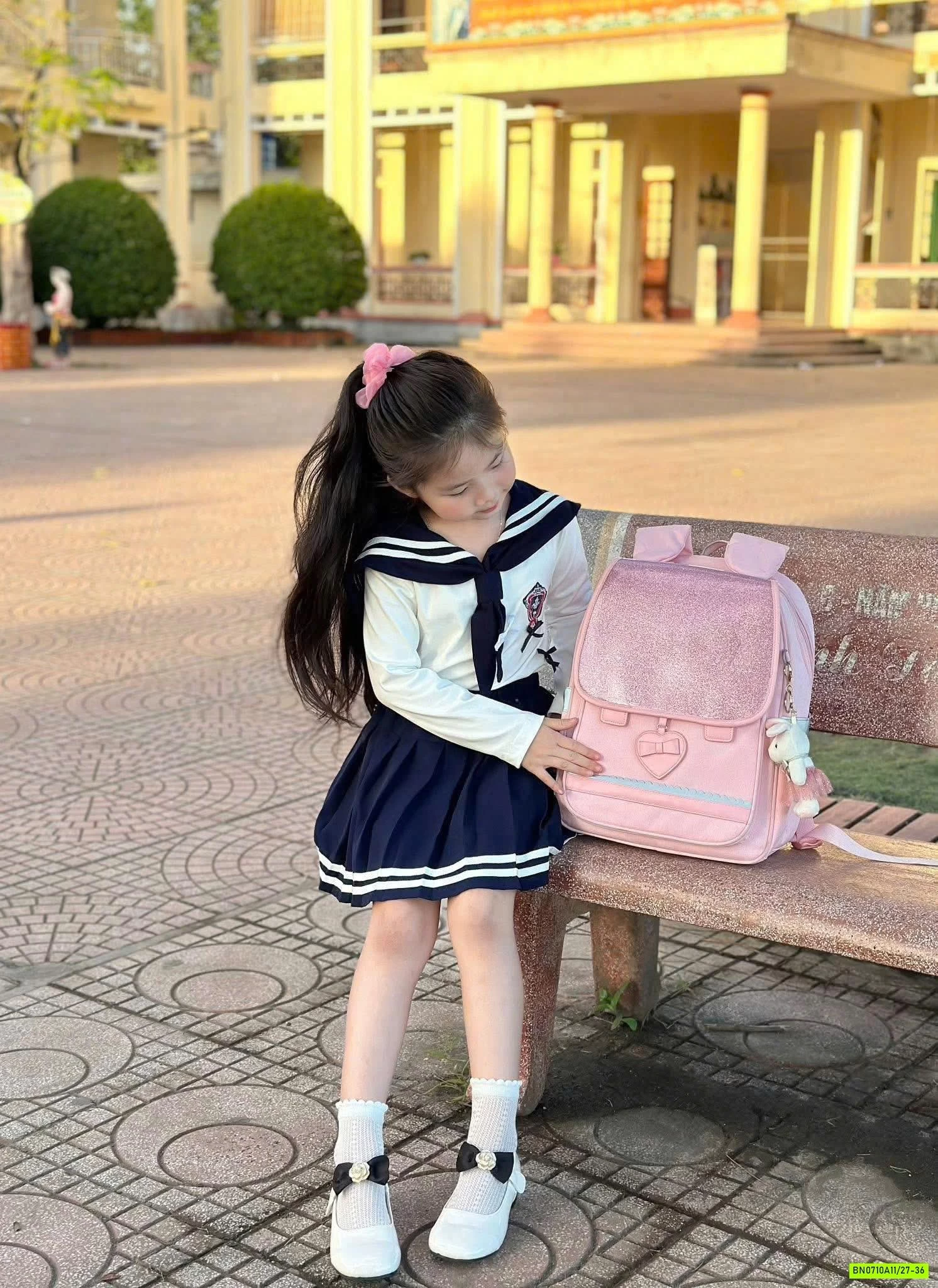 GIÀY TIỂU THƯ HOA TRÀ